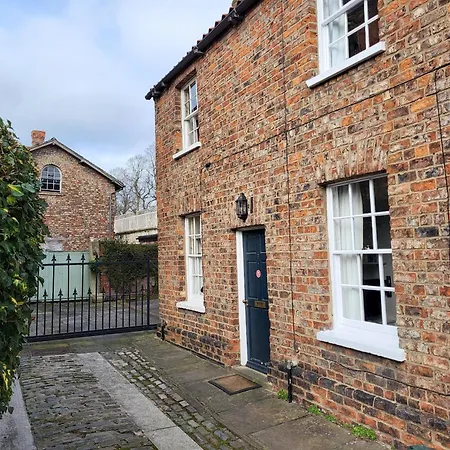 Holiday home 7 Monk Bar Court York